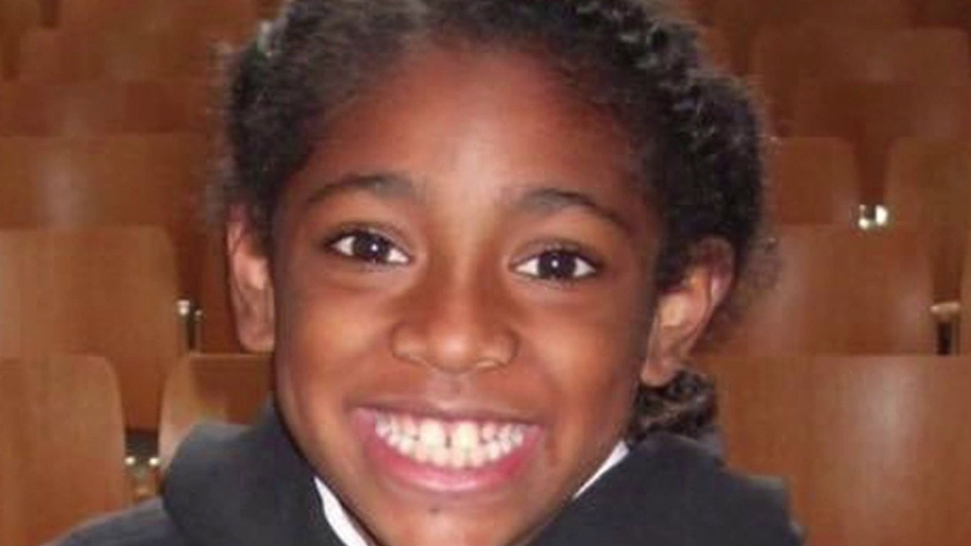 Ministers apologise to mother of girl who died after exposure to excessive air pollution