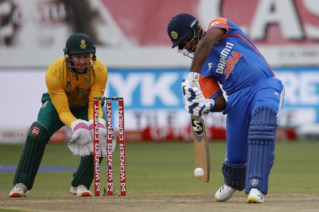 1st T20I Live: Samson On Brink Of Record Century, India Dominate SA