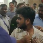 Patient’s Son Walks After Stabbing Chennai Doctor, People Shout “He Cut Him”