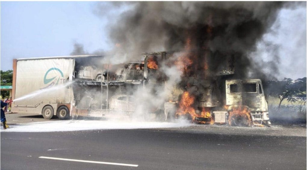 8 Cars Charred After Truck Carrying Them Catches Fire In Telangana