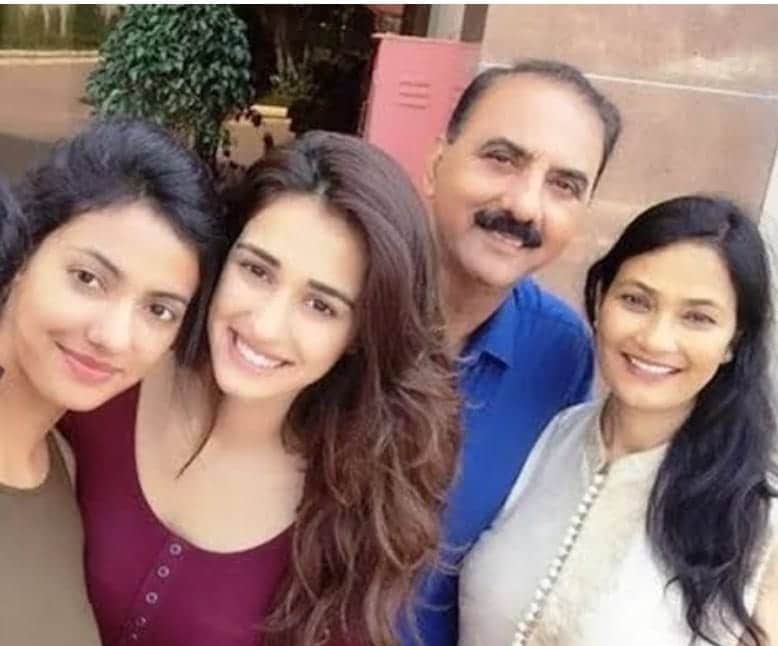 6h845p24 disha patani family 625x300 16 November 24 eeYMuY