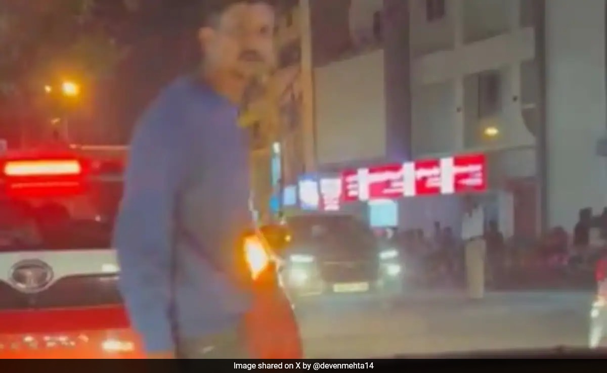 Bengaluru Man Claims His Car Was Attacked On Crowded Street, Police React