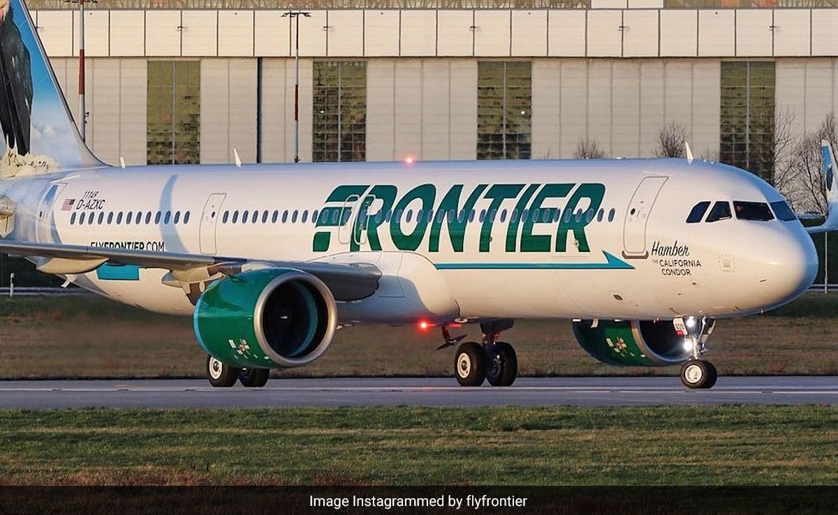 US Man Sues Frontier Airlines After Hot Drink Leaves His Genitals Disfigured