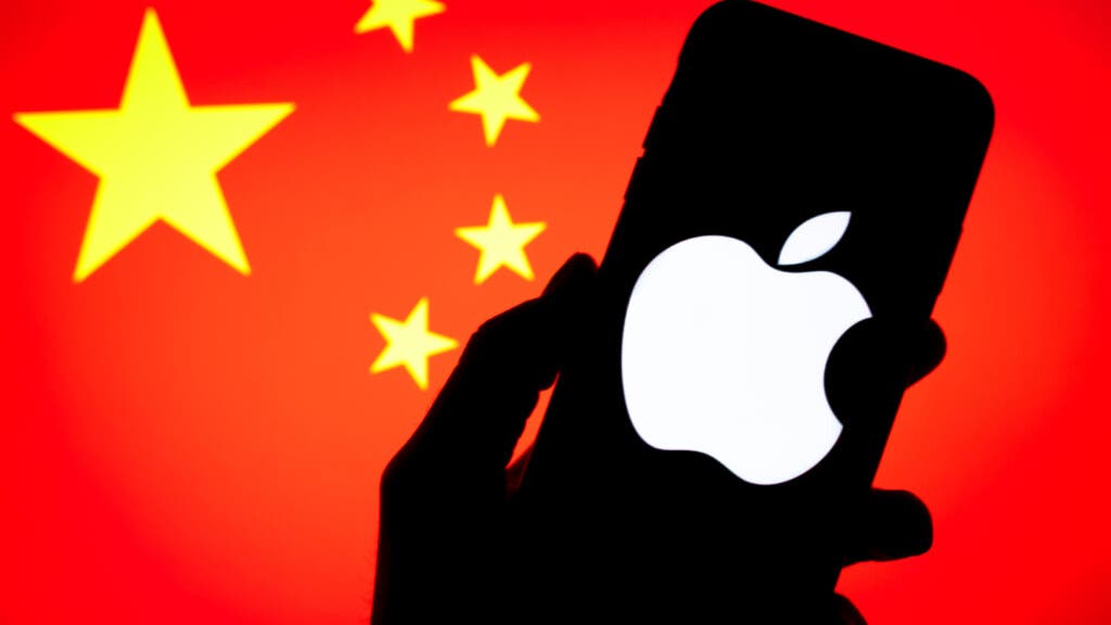 Tim Cook Underscores ‘Several Positive Signs’ In Apple’s China Performance, Refrains From Talking About Economic Stimulus: ‘Don’t Want To Ad-Lib On The Effect Of It’