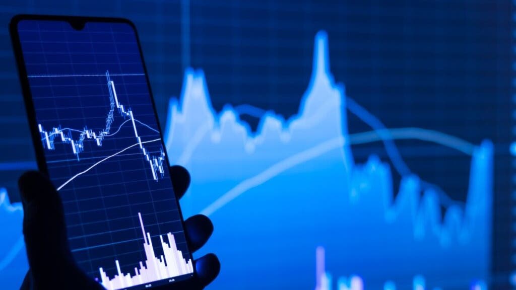 Tradepulse Power Inflow Alert: Autozone Inc. Mover Over 30 Points Higher After Signal