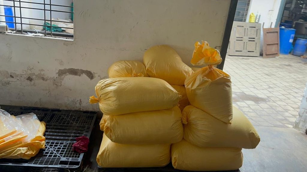 gnn4nm9 gujarat cocaine seizure 625x300 13 October 24 3fwruP