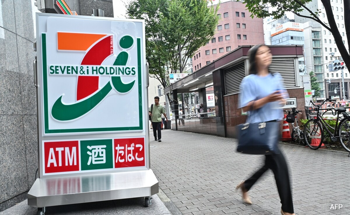 Japan’s 7-Eleven May Go Private To Avoid $45 Billion Foreign Buyout