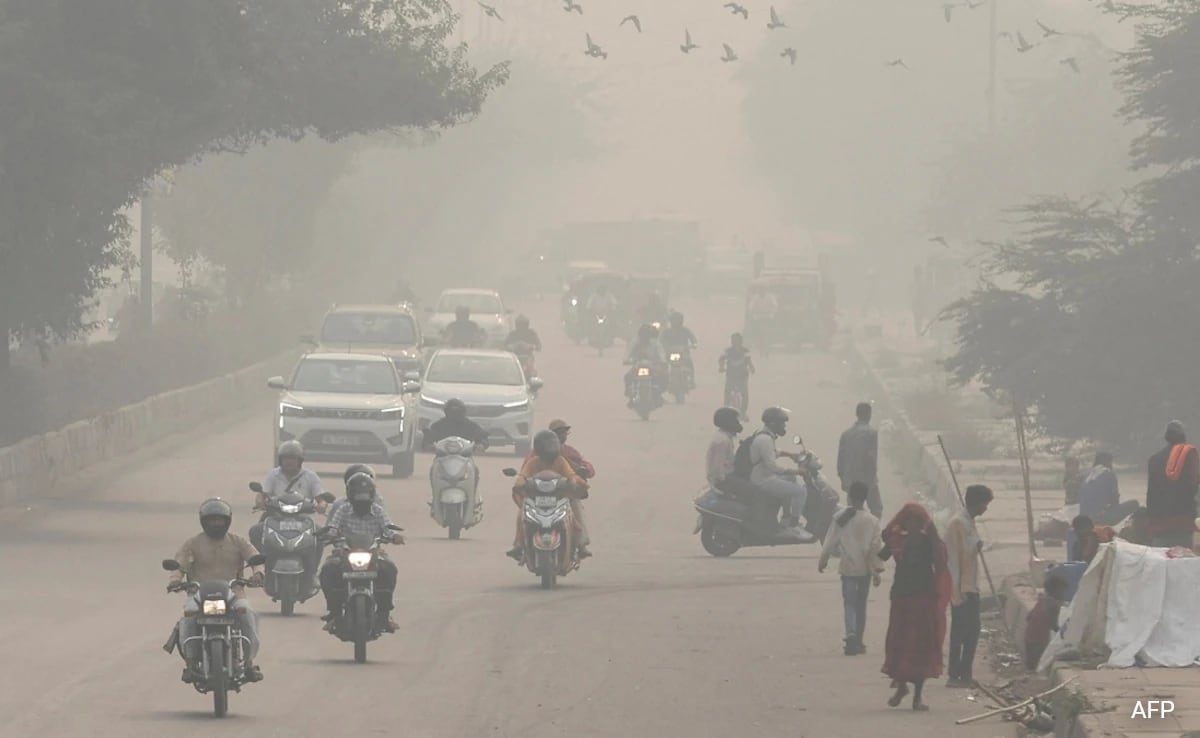 Construction Halted, Buses Restricted: Stricter Anti-Pollution Measures In Delhi