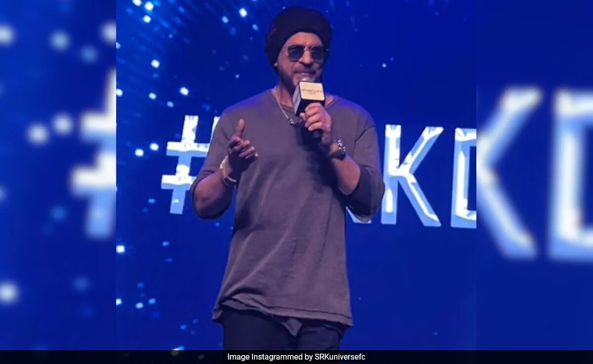 “I Thought I Won’t Feel So Breathless…”: SRK Reveals He Quit Smoking