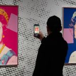 Thieves steal Warhol print of the Queen – but bungle heist