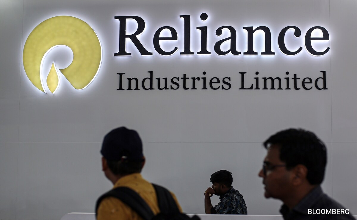 Reliance’s $50 Billion Wipeout Shows Toll of Weak Earnings